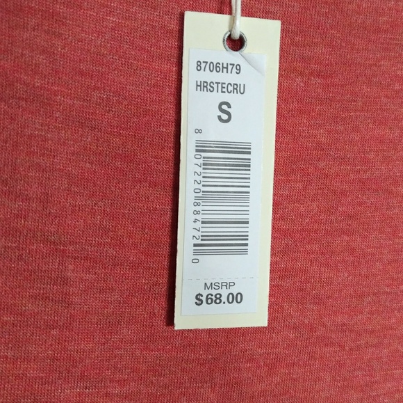 Max Studio Flutter🦋 Sleeve Top NWT - Picture 5 of 8